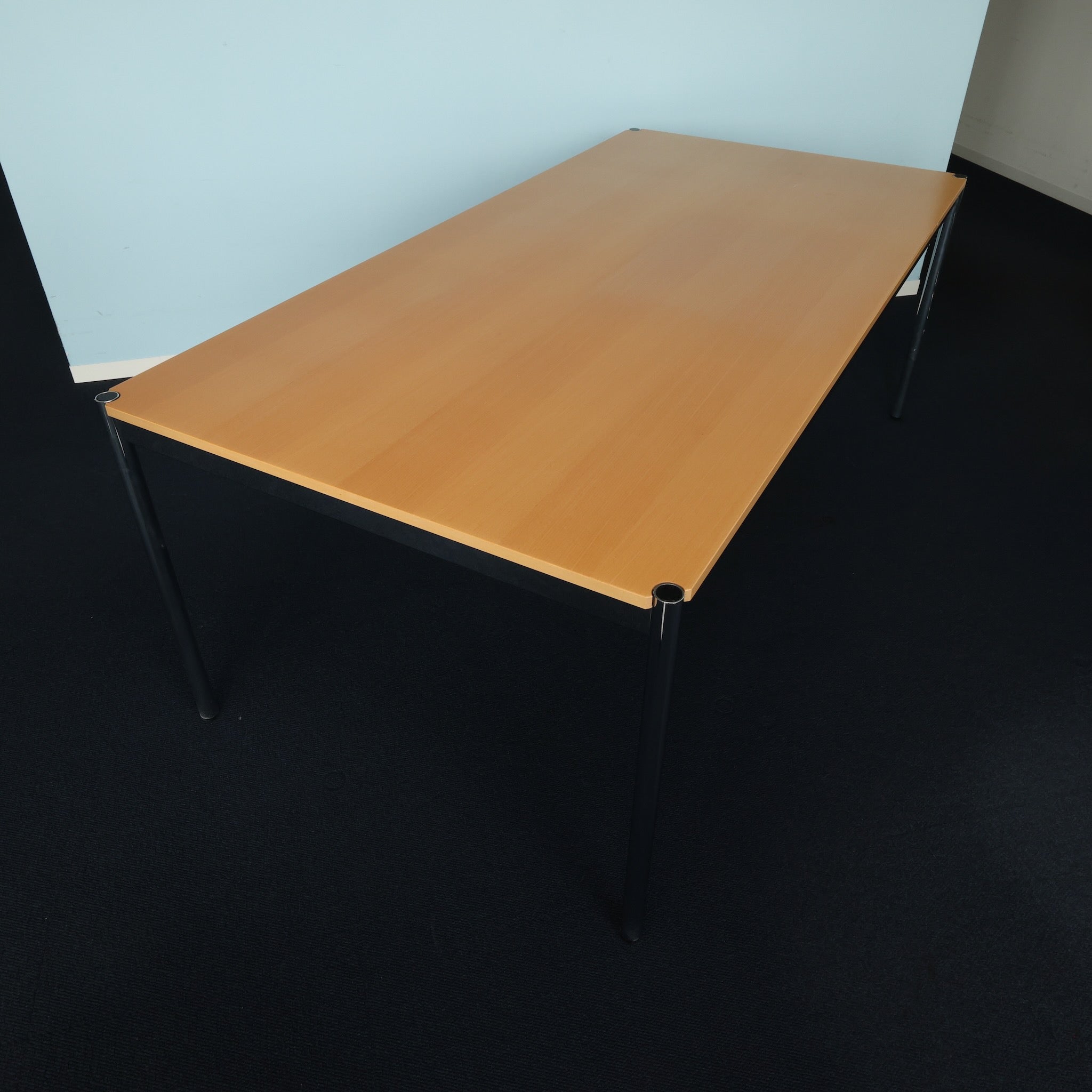 USM Haller Tisch Buche natur