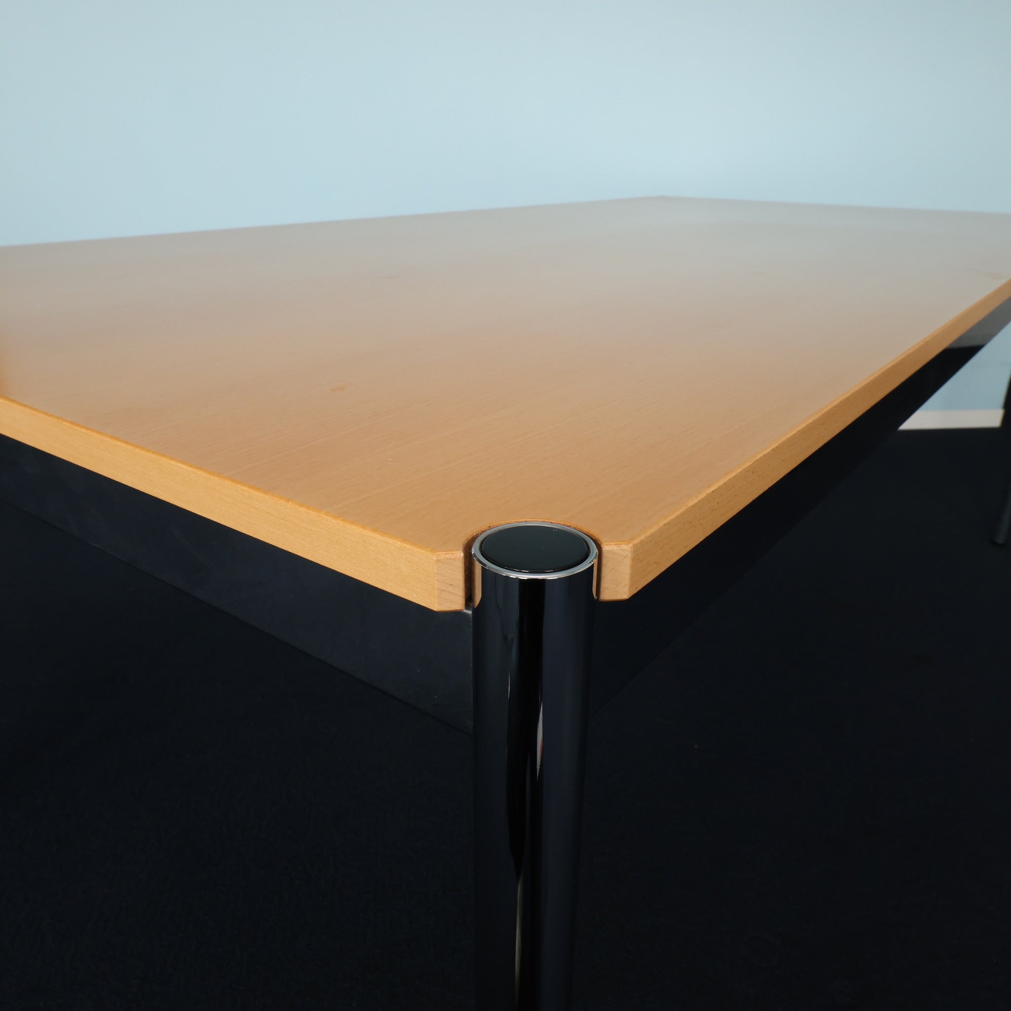 USM Haller Tisch Buche natur