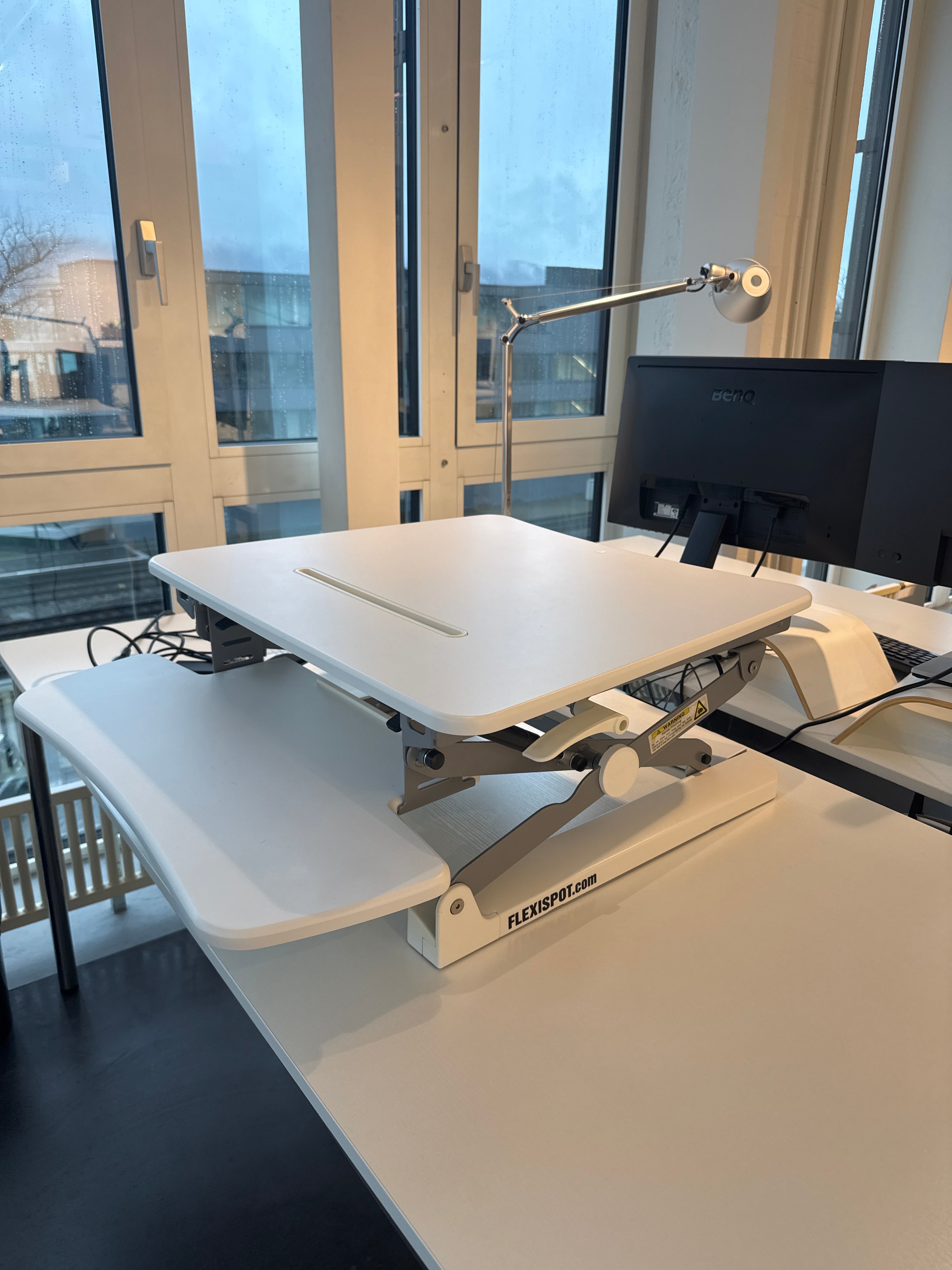 Höhenverstellbare Schreibtischaufsätze