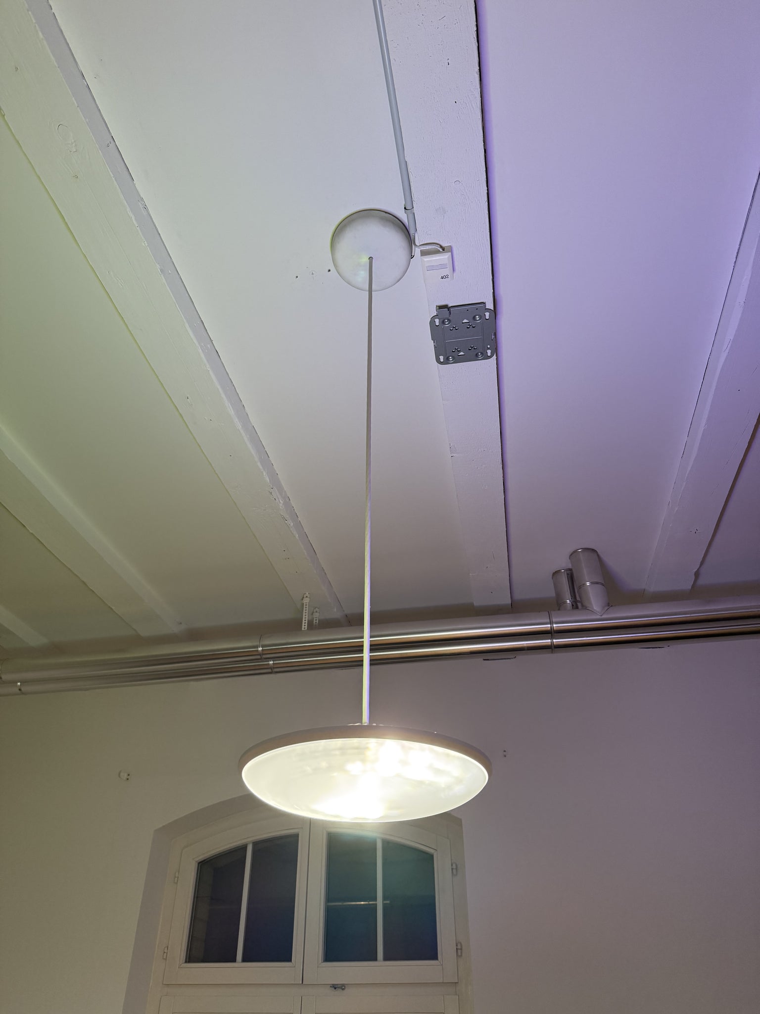 Luke Roberts Smart Lamp Luvo Weiss