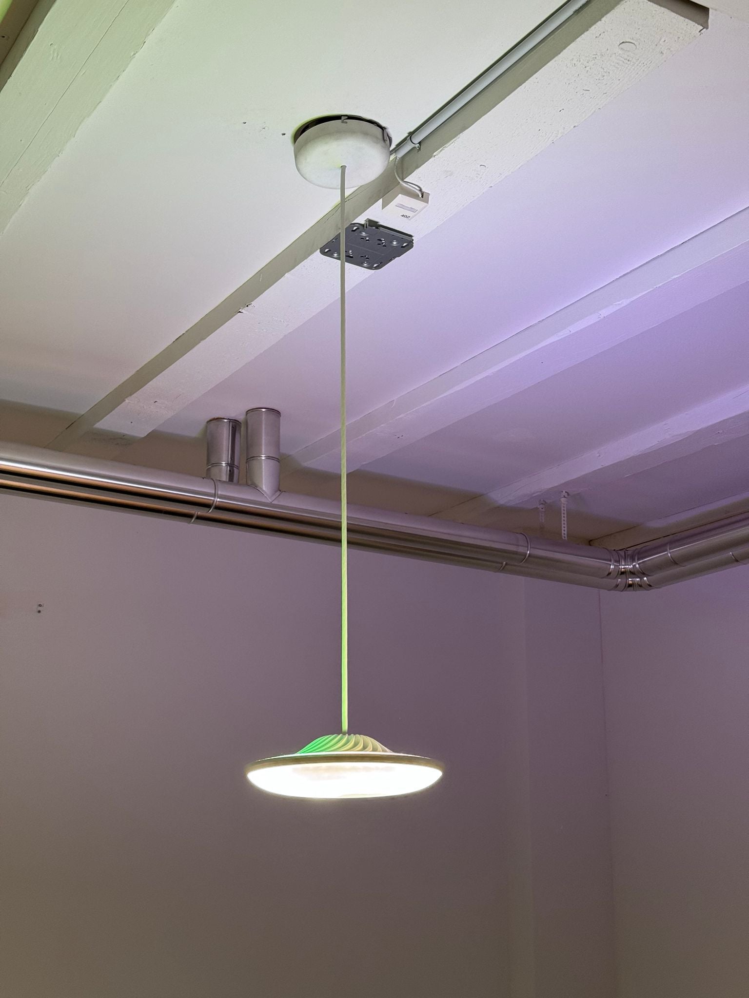 Luke Roberts Smart Lamp Luvo Weiss