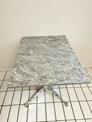 Vitra Eames Tisch mit Granitplatte