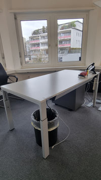 Haworth Bürotisch Lichtgrau