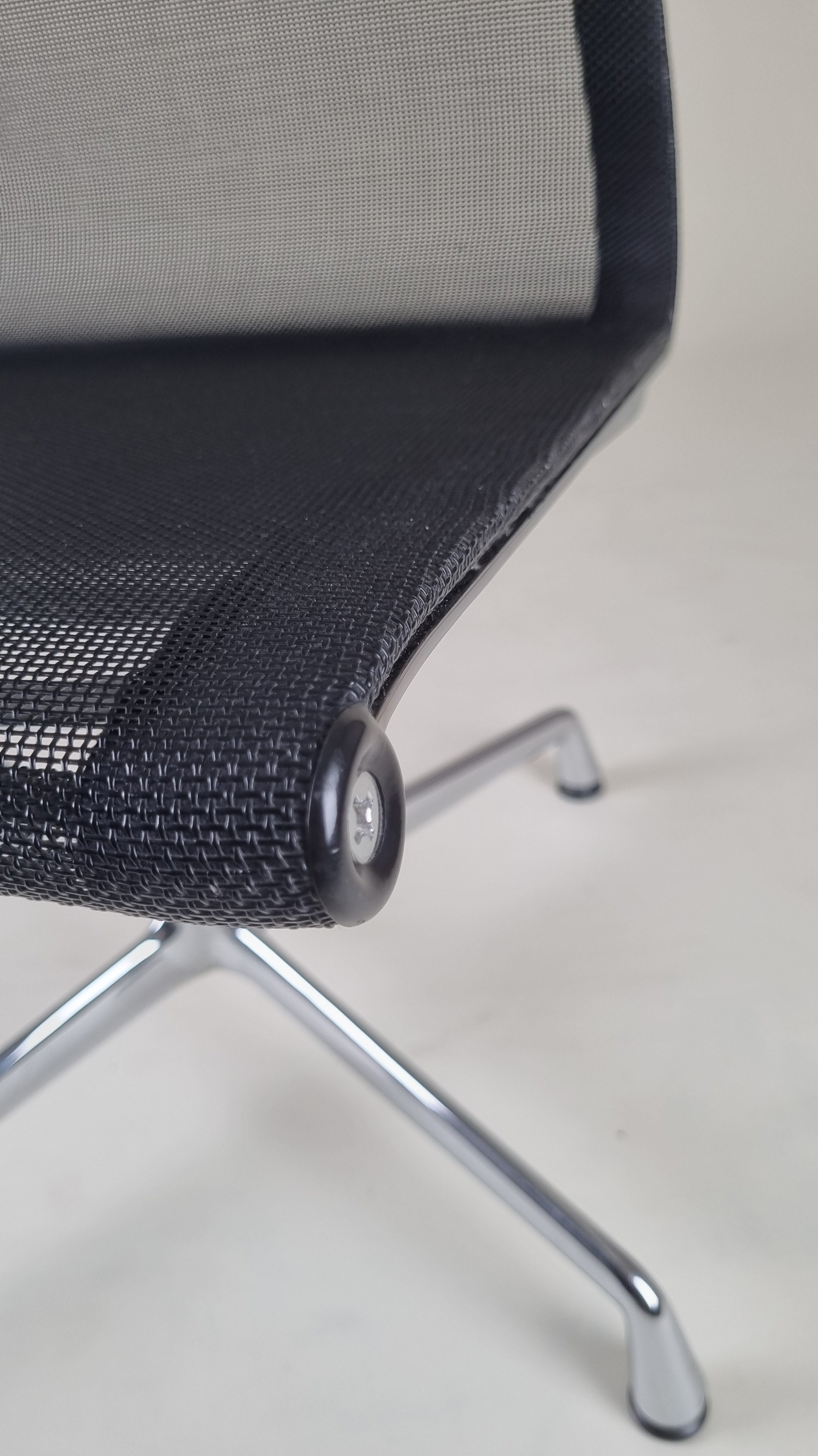 Vitra EA 108 Konferenzstühle