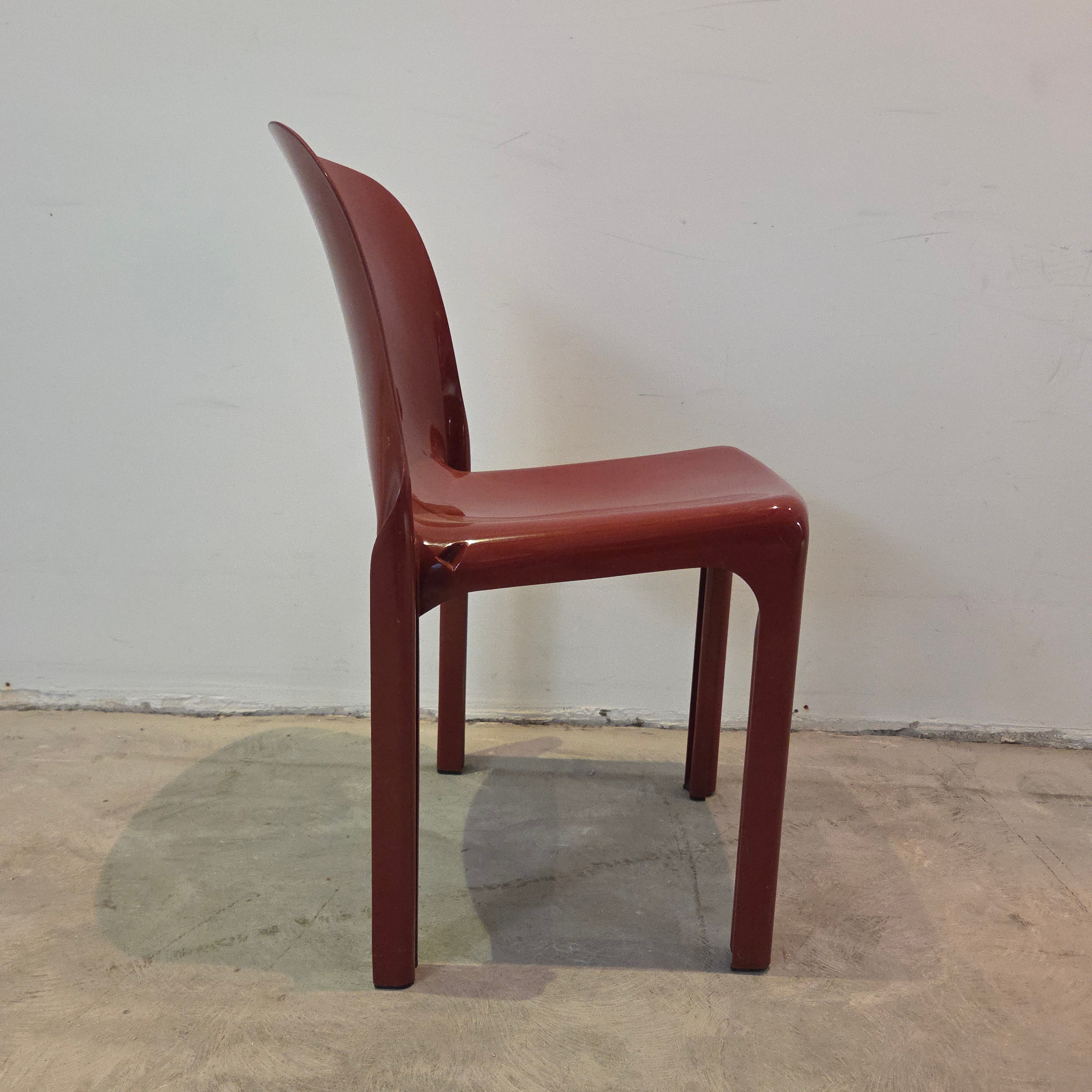 Vintage Artemide Selene Stuhl – Rot – Vico Magistretti – 1970er Space Age Design