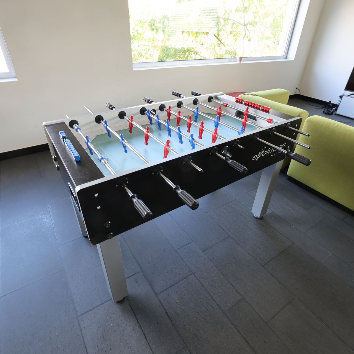 Tischfussball / Töggelikasten (Tischkicker)