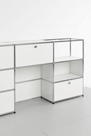USM Haller Regal 2x3, Lichtgrau, 1 Klapptüre, 1 Ausziehtüre