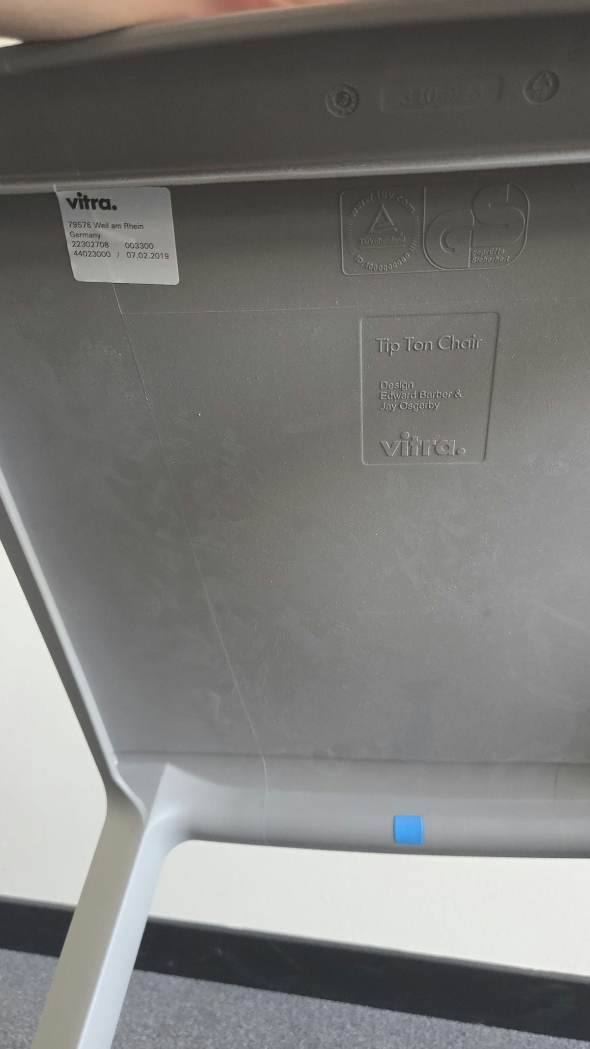 Vitra Tip Ton Stuhl, Mittelgrau