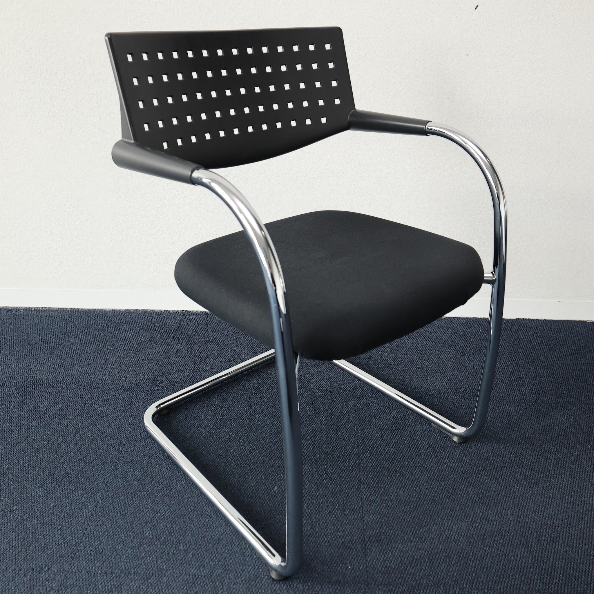Vitra Vis a Vis Freischwinger