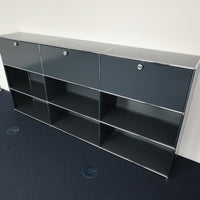 USM Haller Regal 3x3 Anthrazit mit 3 Klapptüren
