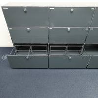 USM Haller Regal 3x3 Anthrazit mit 9 Ausziehtüren