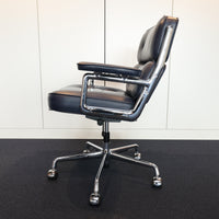 Vitra Lobby Chair ES 104