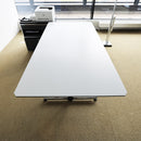 Elektrisch höhenverstellbarer USM Kitos Tisch 175x75cm
