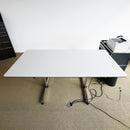 Elektrisch höhenverstellbarer USM Kitos Tisch 175x75cm