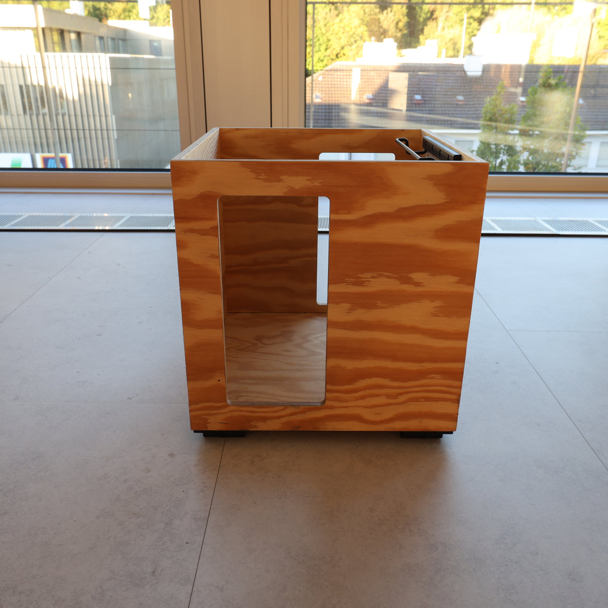 Bene Pixel Box mit seitlicher Öffnung, Kiefer natur, 36 × 36 × 38 cm