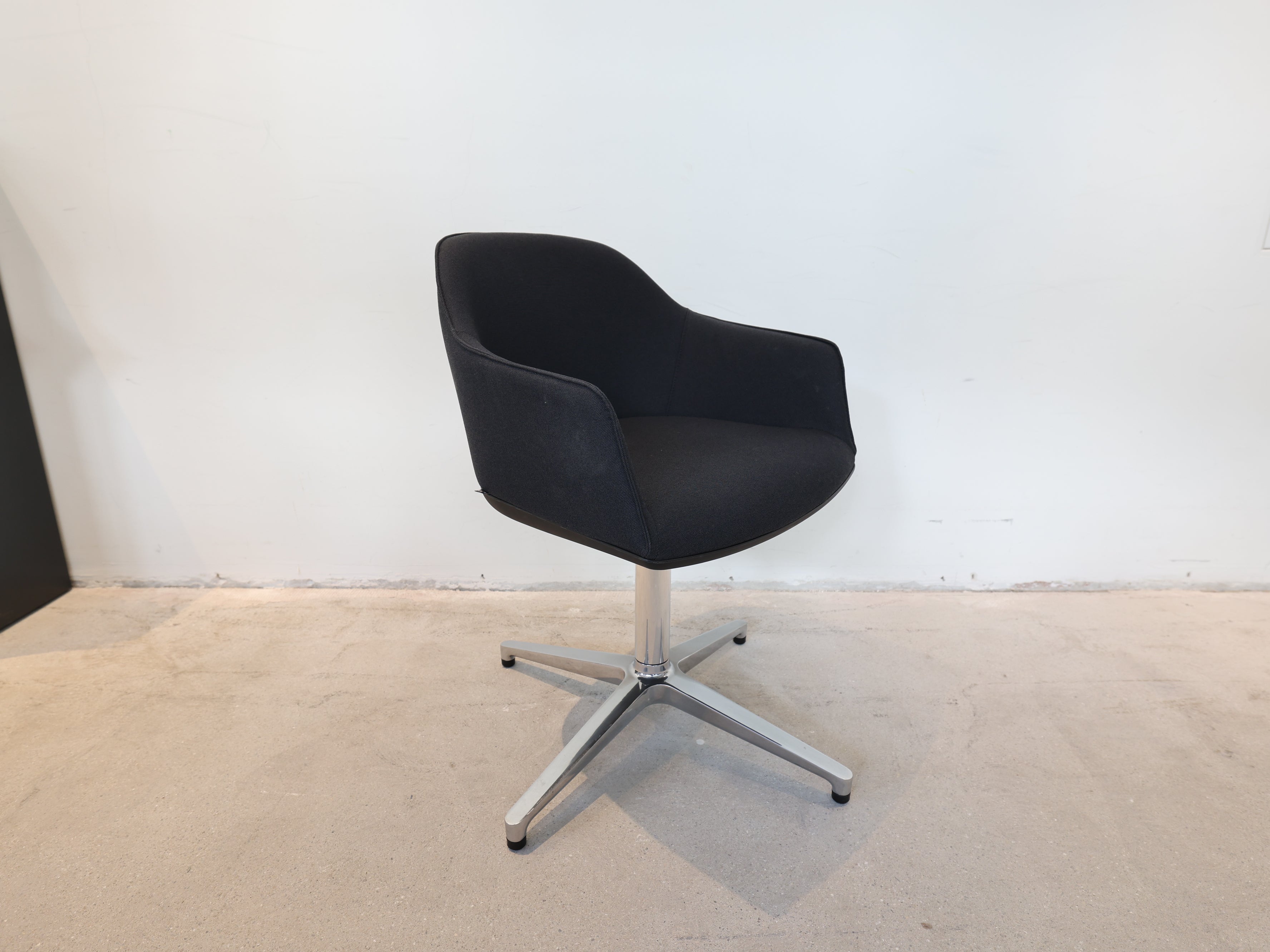 Vitra Softshell Chair, Vierstern-Untergestell B0269