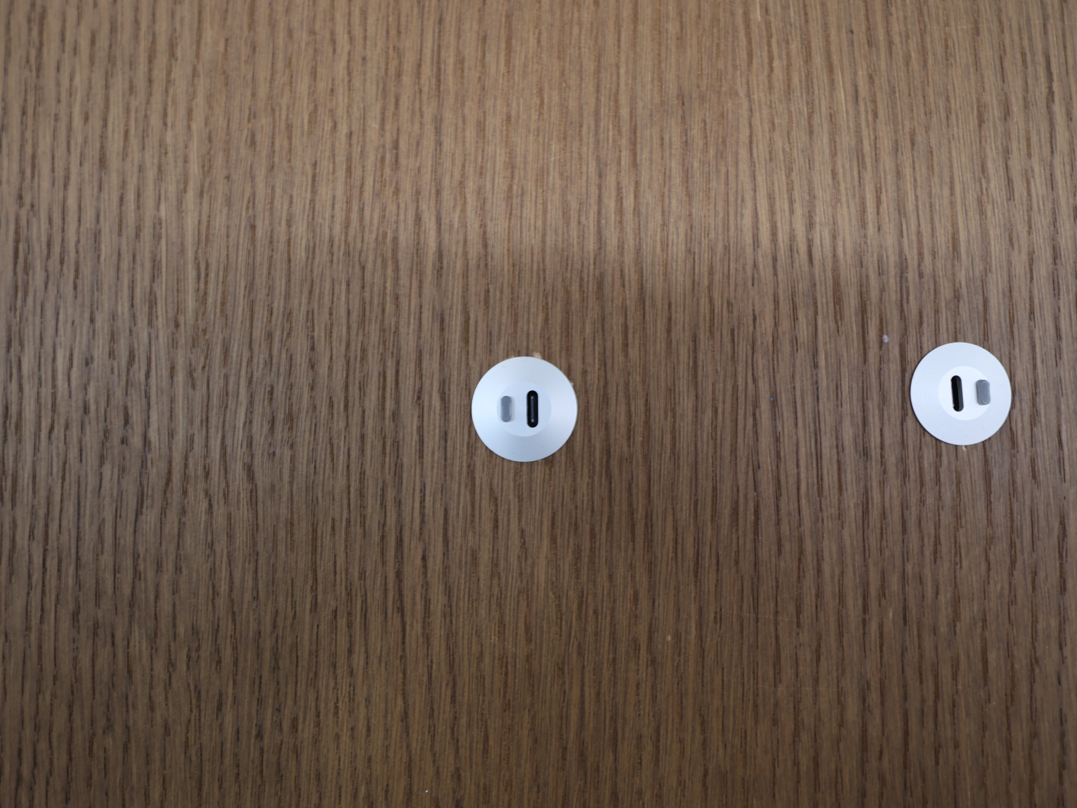 USM Haller Konferenztisch 250x100cm | EVOline Port & 4x USB-C