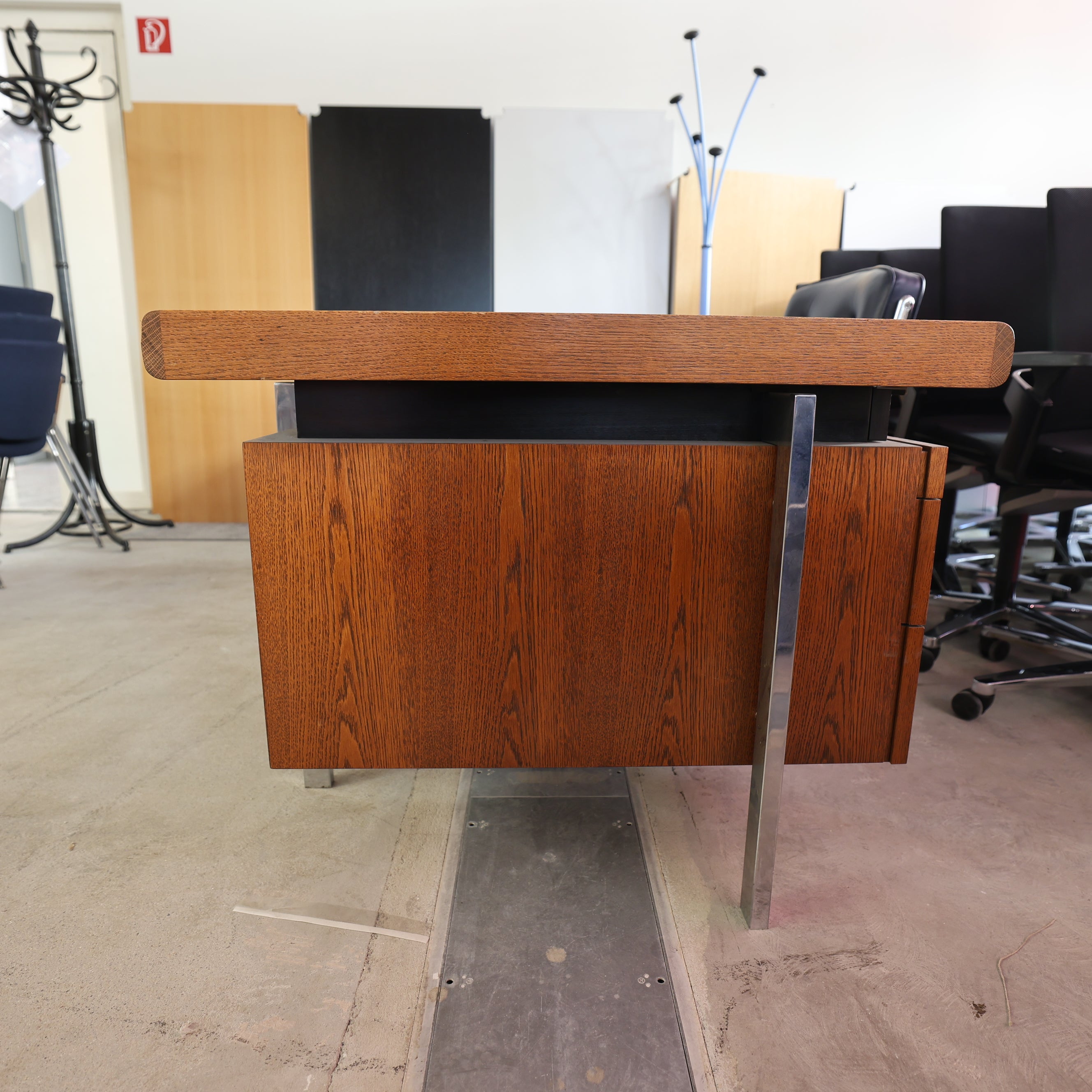Vintage Executive Desk | Mid-Century Modern Schreibtisch
