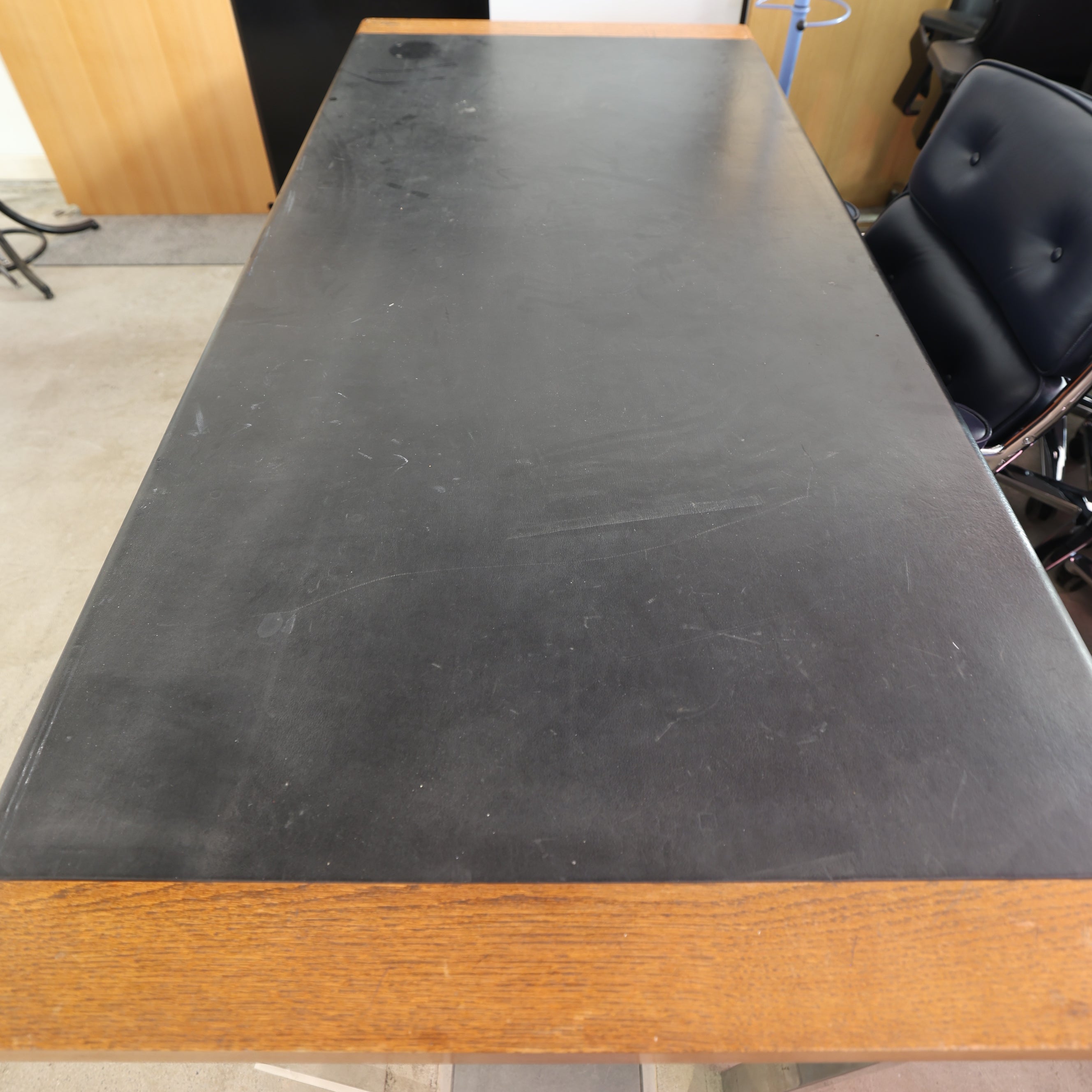 Vintage Executive Desk | Mid-Century Modern Schreibtisch
