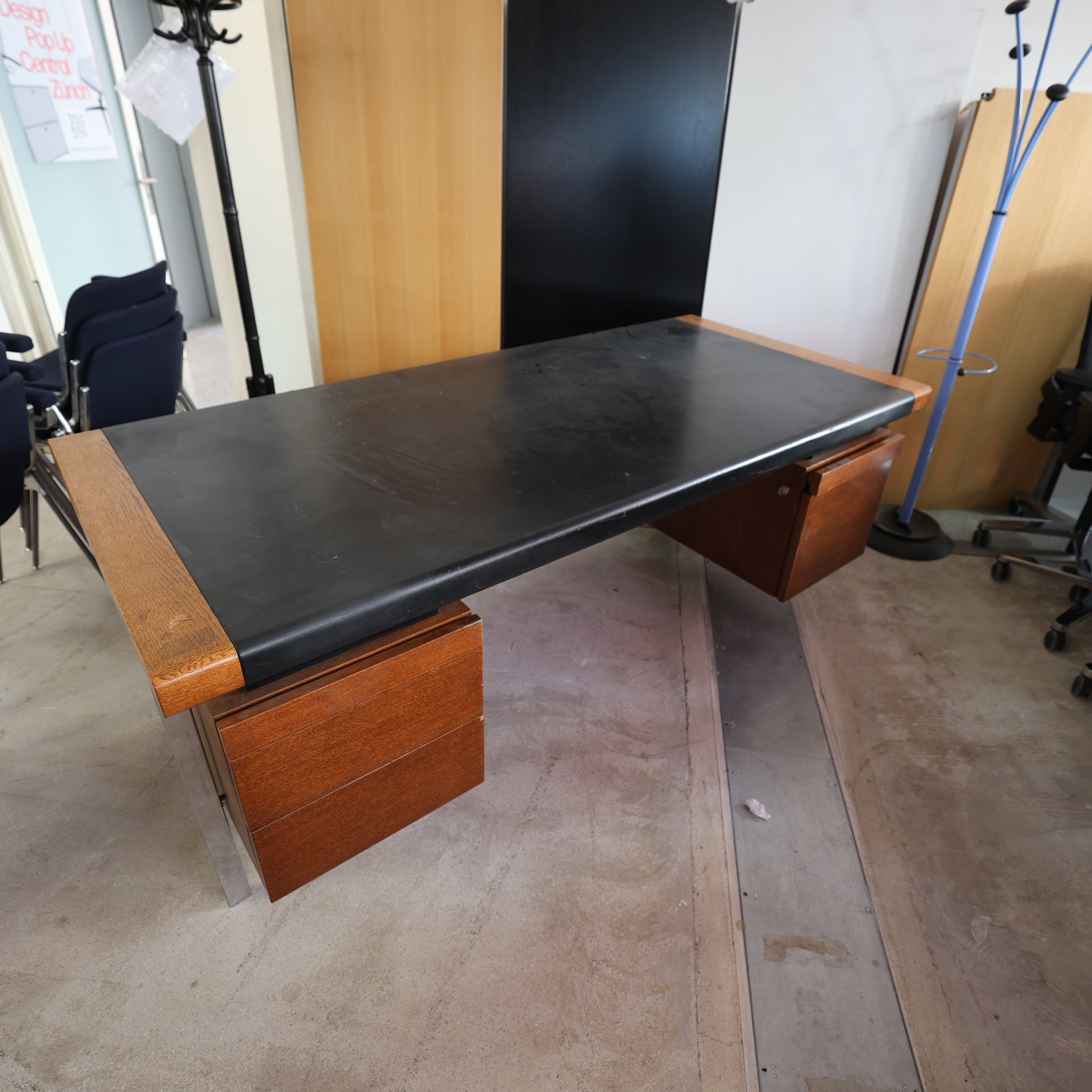 Vintage Executive Desk | Mid-Century Modern Schreibtisch