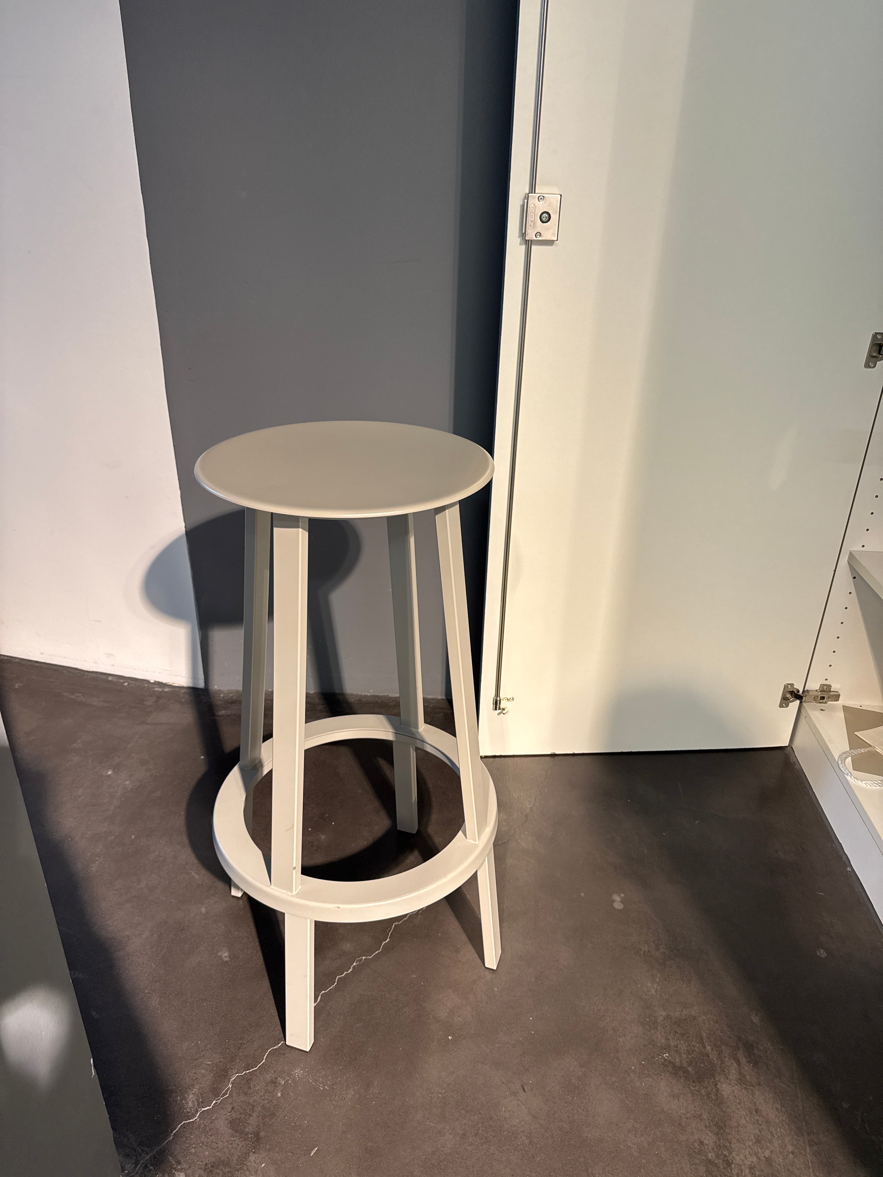 Revolver Bar Stool High Barhocker von HAY