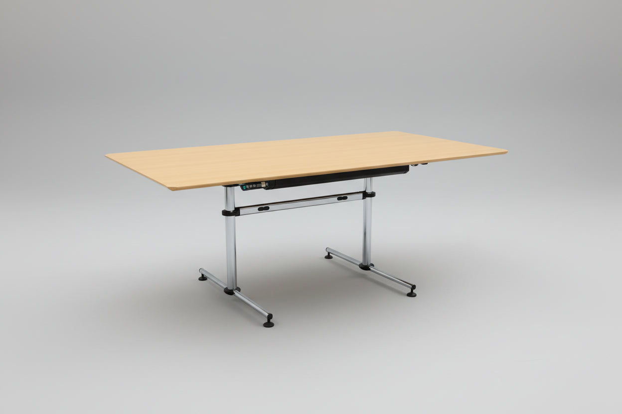 Höhenverstellbarer USM Kitos Tisch 205x105cm