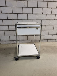 USM Haller Nachttisch Beistelltisch B0021