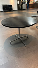 Vitra Eames Contract Table rund, grosse Platte