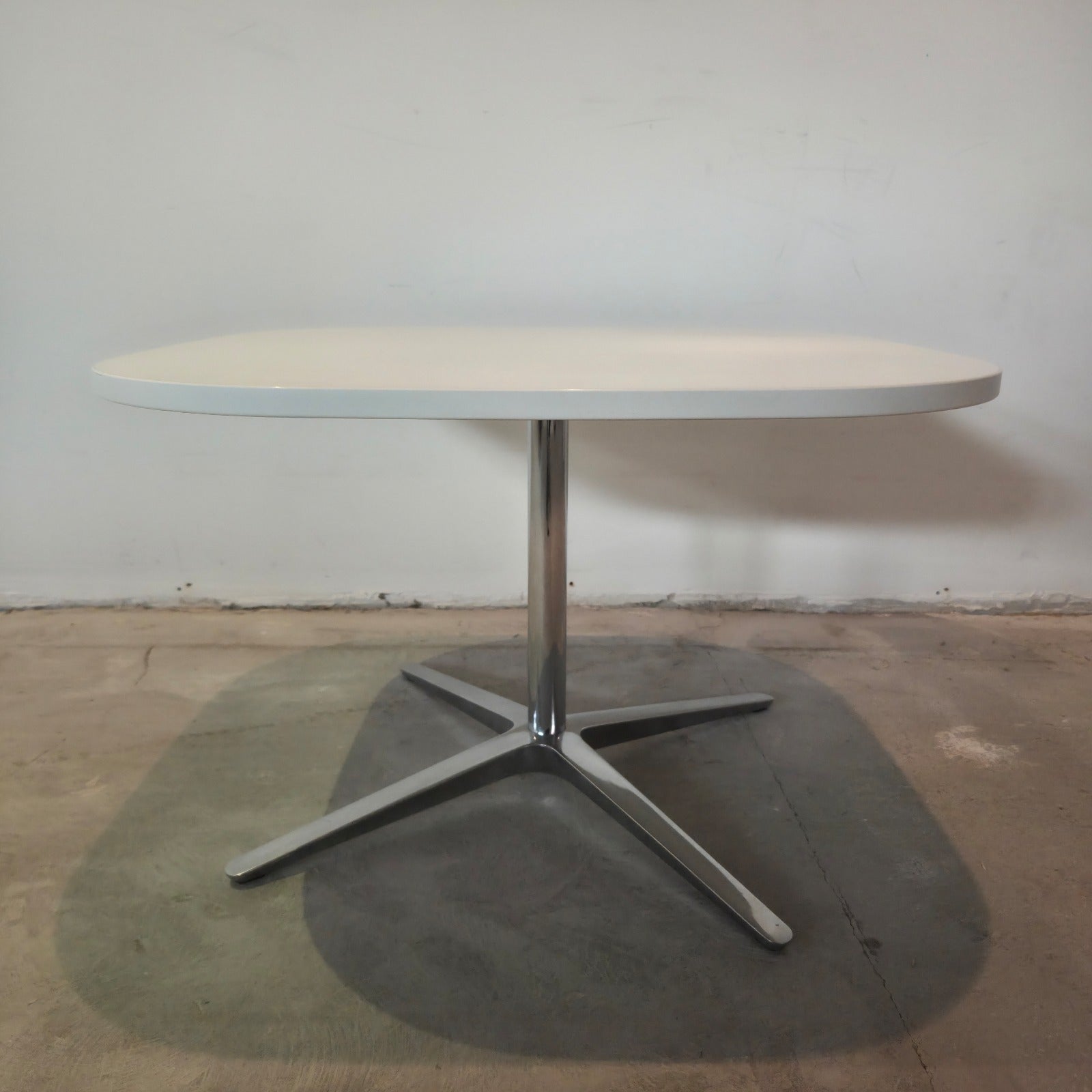 Bene Tisch Quadratisch weiss