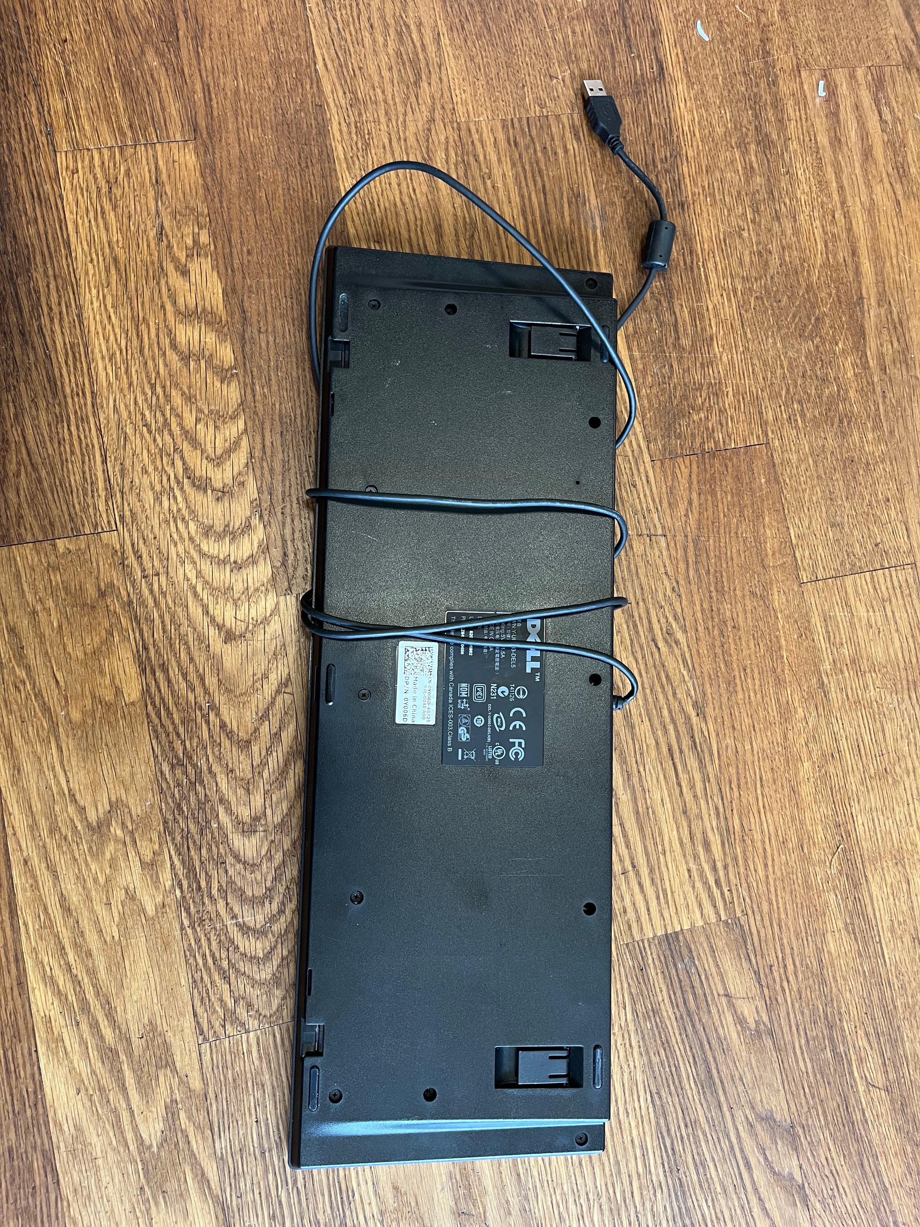 Dell Tastatur mit Maus B0680