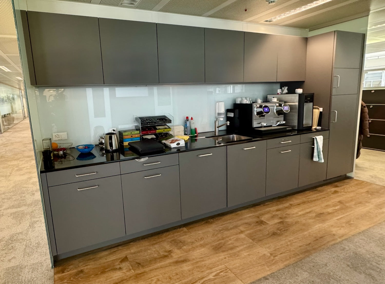 Hochwertige Küche 420cm Lang - 1 von 5