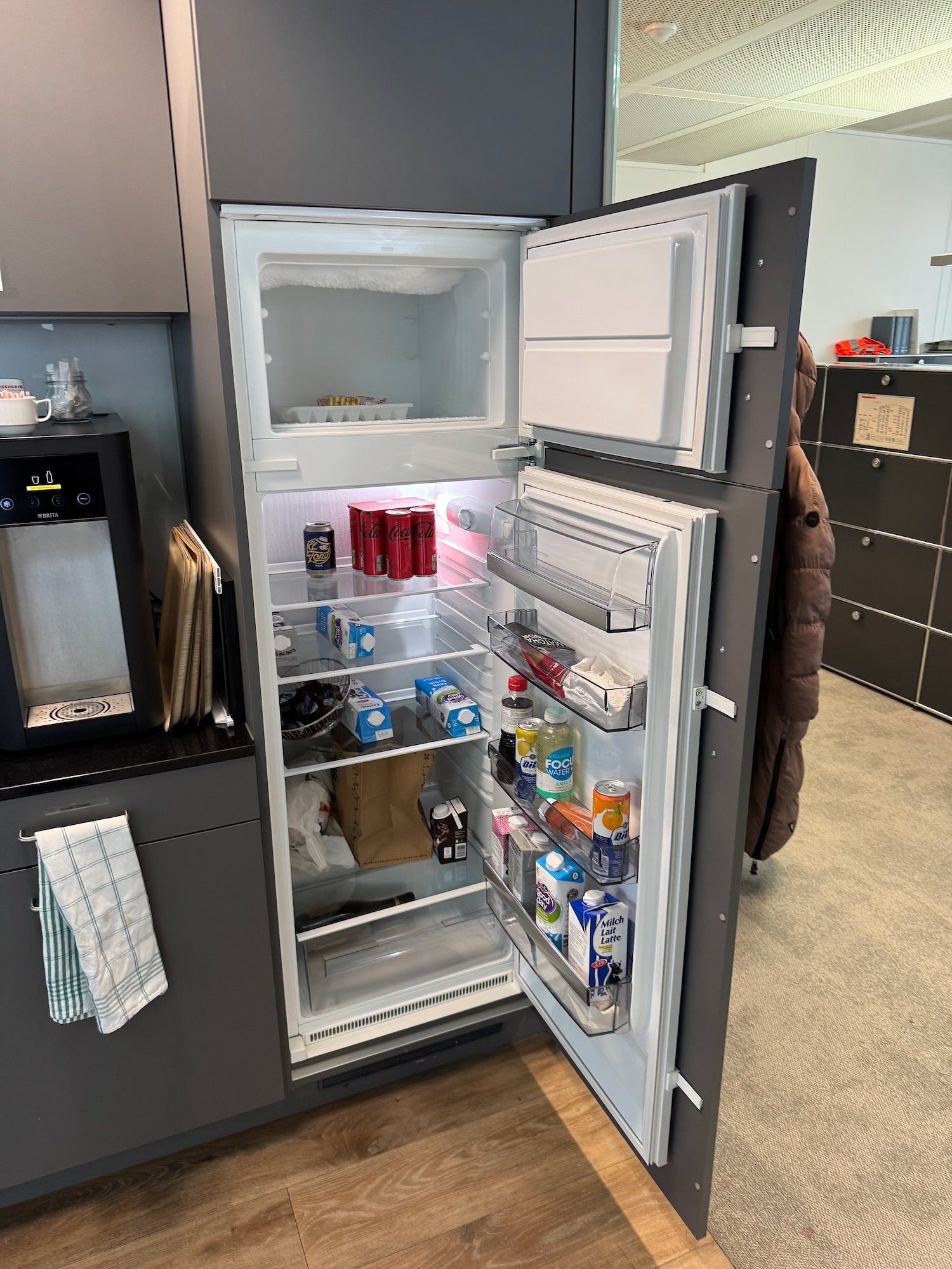 Kühlschrank Electrolux IK2685TR 269L