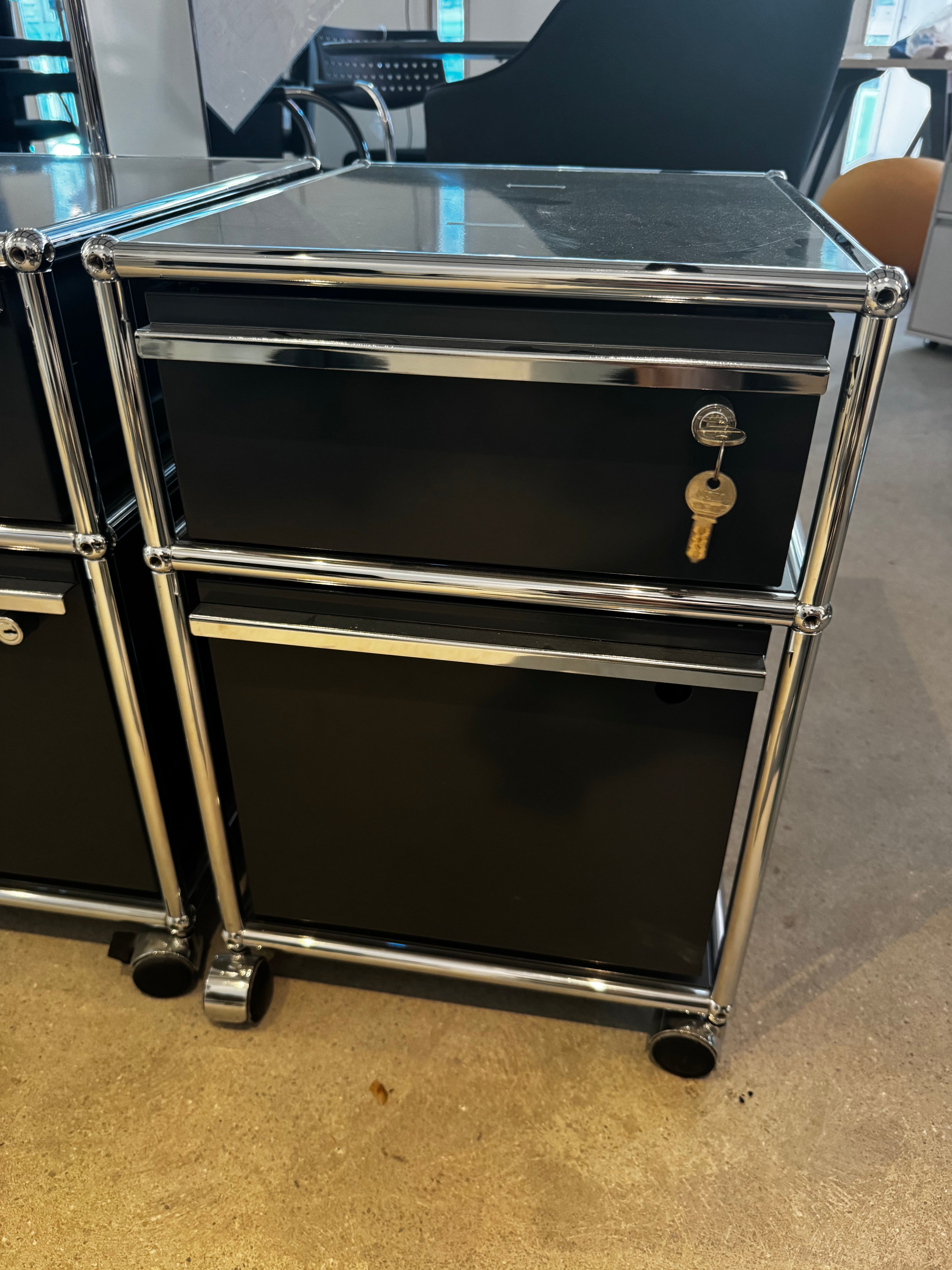 USM Korpus A6/A4