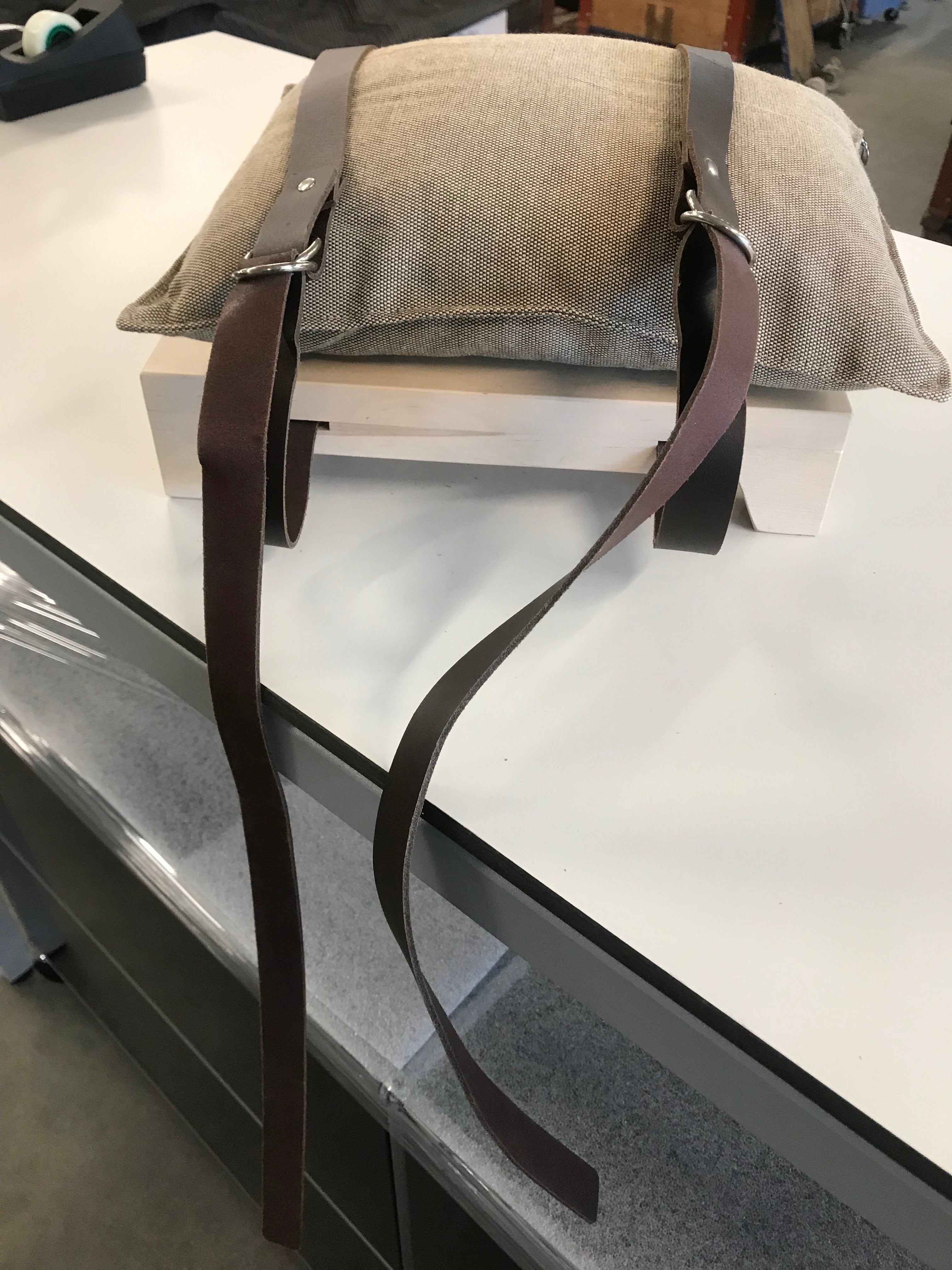 Hockenheimer Njustudio Zeitschriftenaufbewahrung