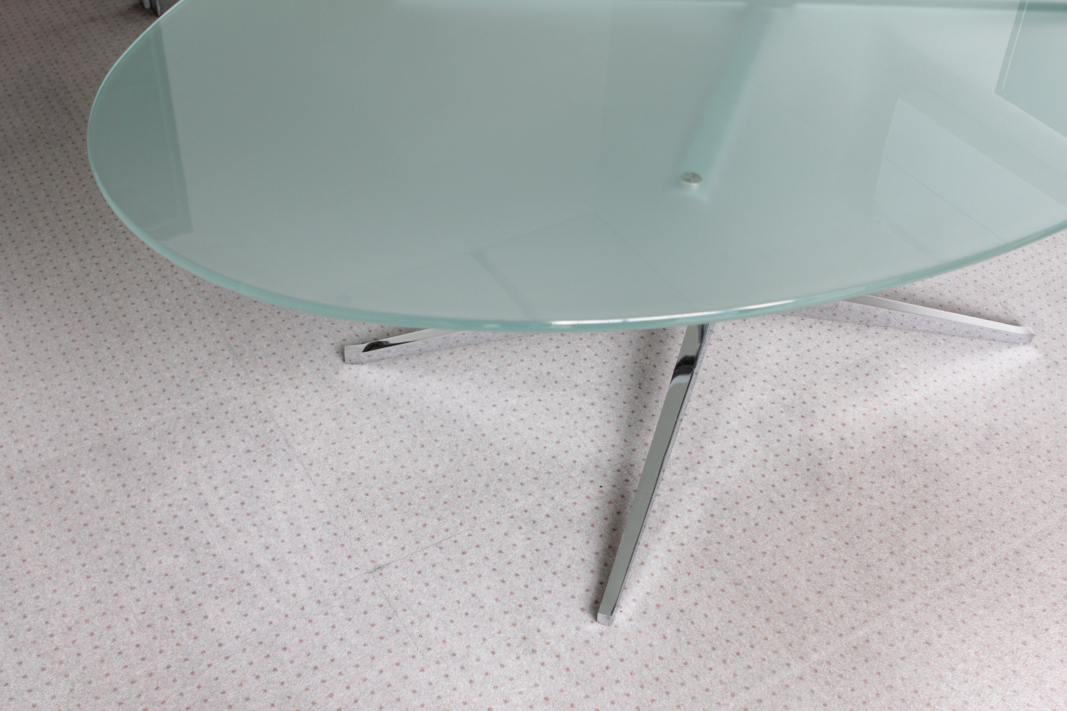KNOLL INTERNATIONAL FLORENCE TABLE DESK - OVAL 195cm B0740