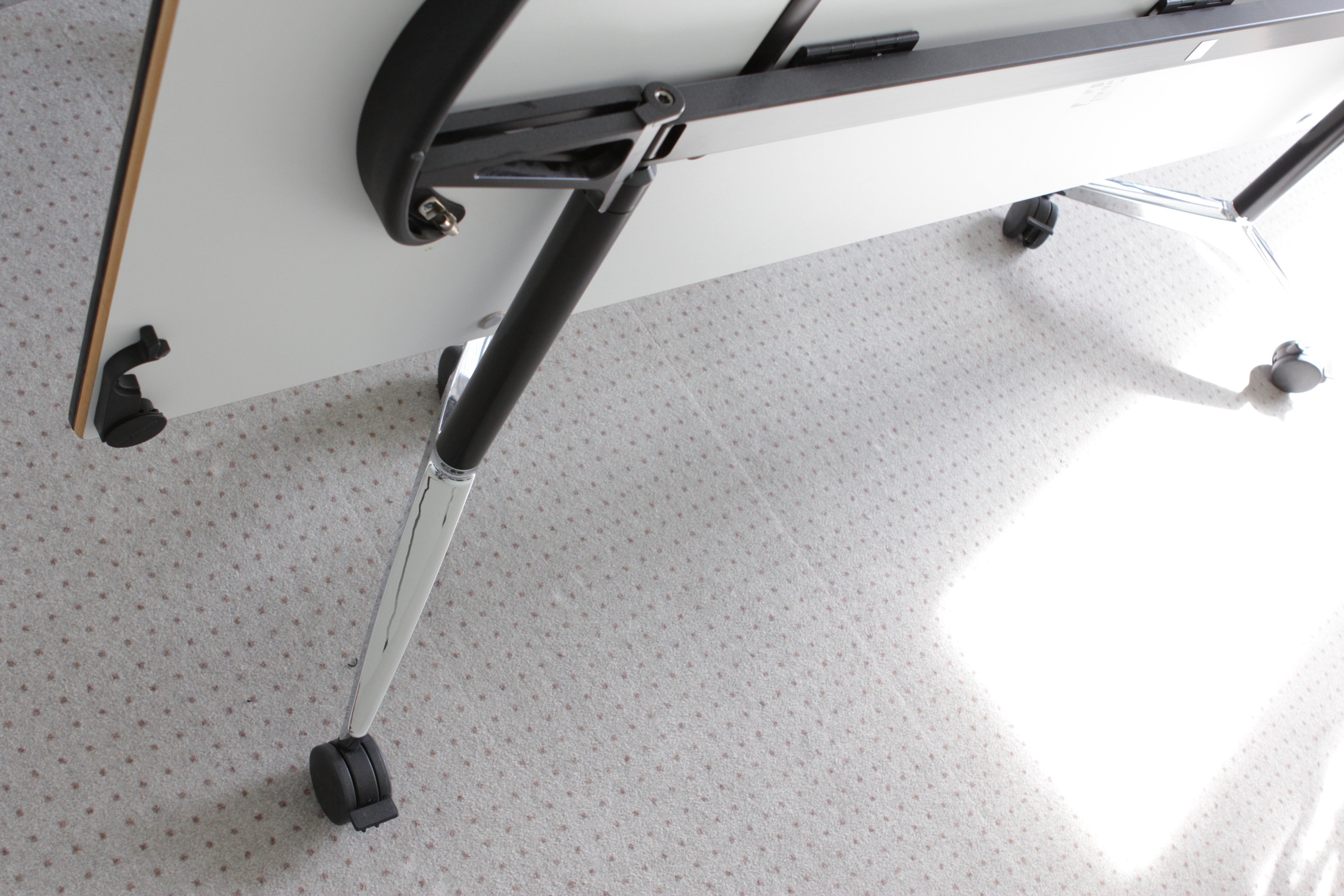 Wilkhahn Sitzungszimmertisch Klappbar