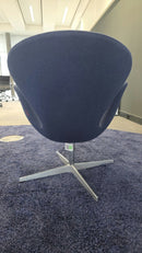 Fritz Hansen Swan Chair Sessel (Arne Jacobsen), Stoff Dunkelblau