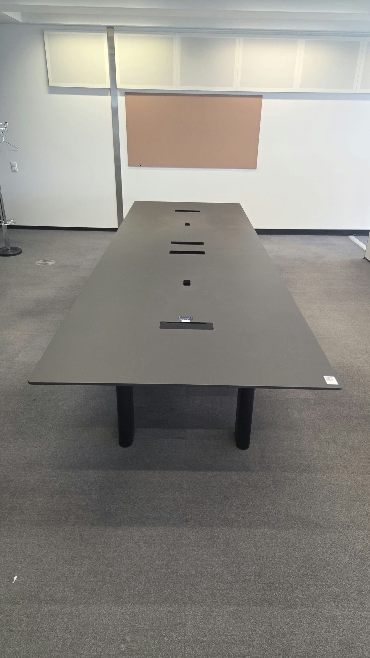 Vitra Pier Co-Working-Tisch, 440 × 140 – leicht gebraucht