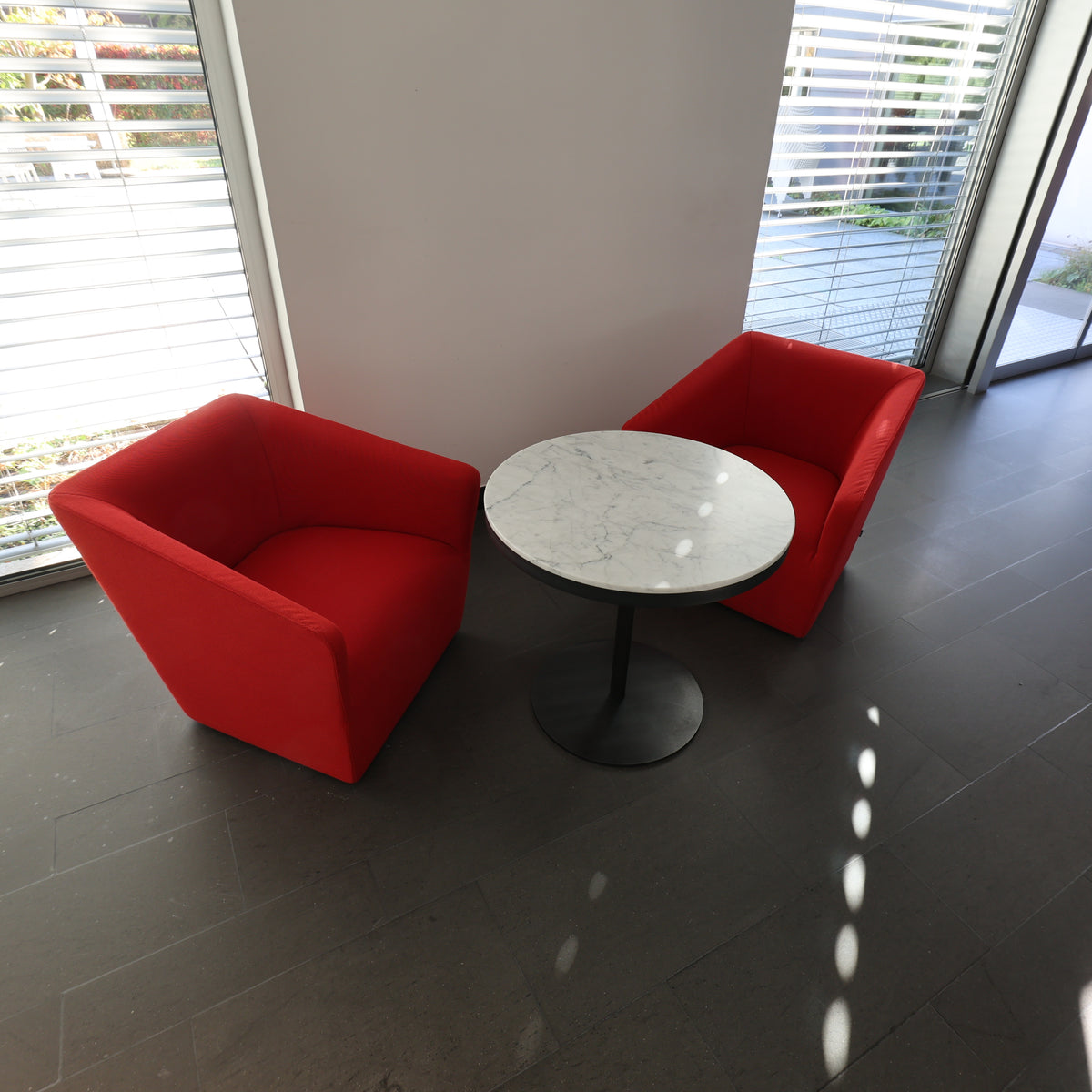 Sevil Peach Next Table Beistelltisch, Marmor Grau, Ø 70 × H 66 cm