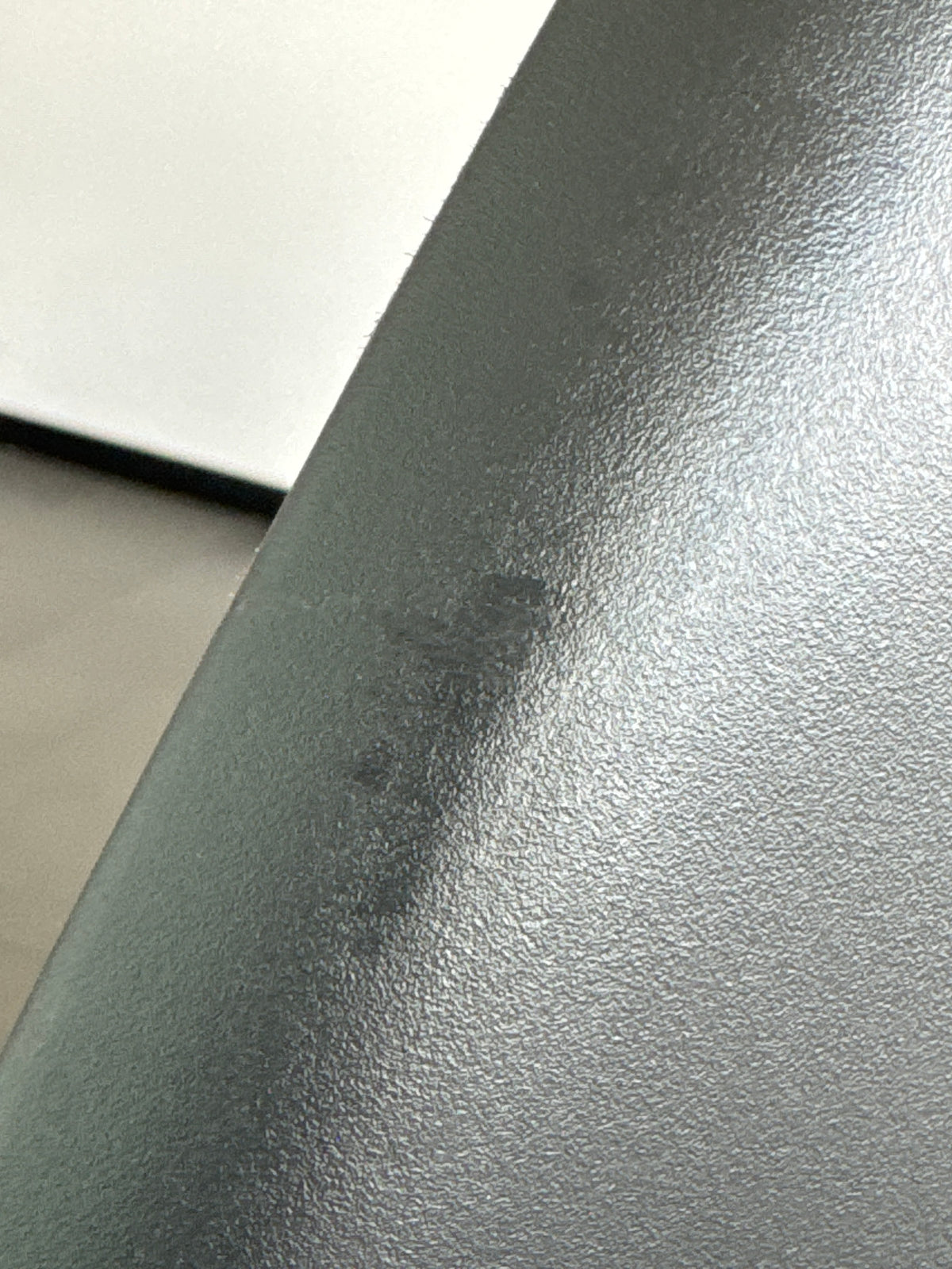 Vitra Eames DSR Stuhl, Schwarz/Graublau – leicht gebraucht