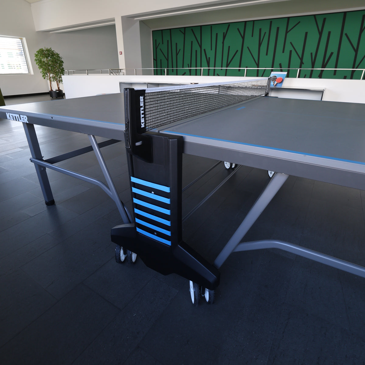 Tischtennistisch klappbar auf Rollen, 274 × 152 cm