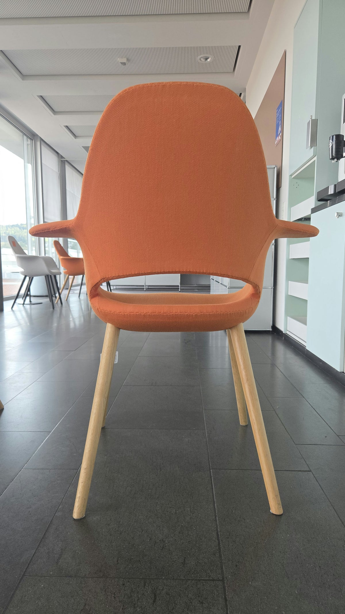 Fritz Hansen Swan Chair Sessel (Arne Jacobsen), Stoff Dunkelorange