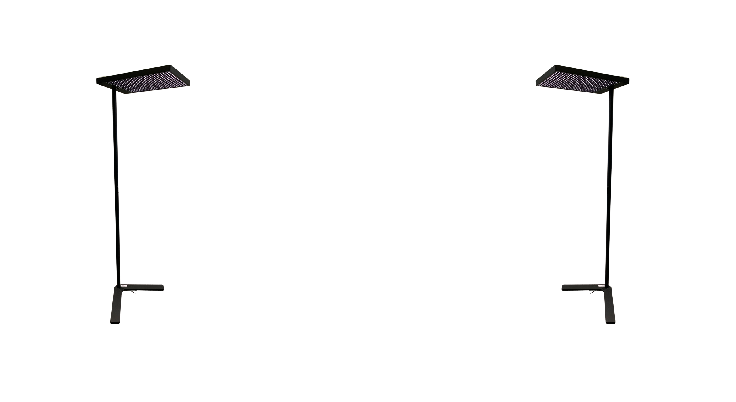 Tobias_Grau_LED_stehlampe_3.png