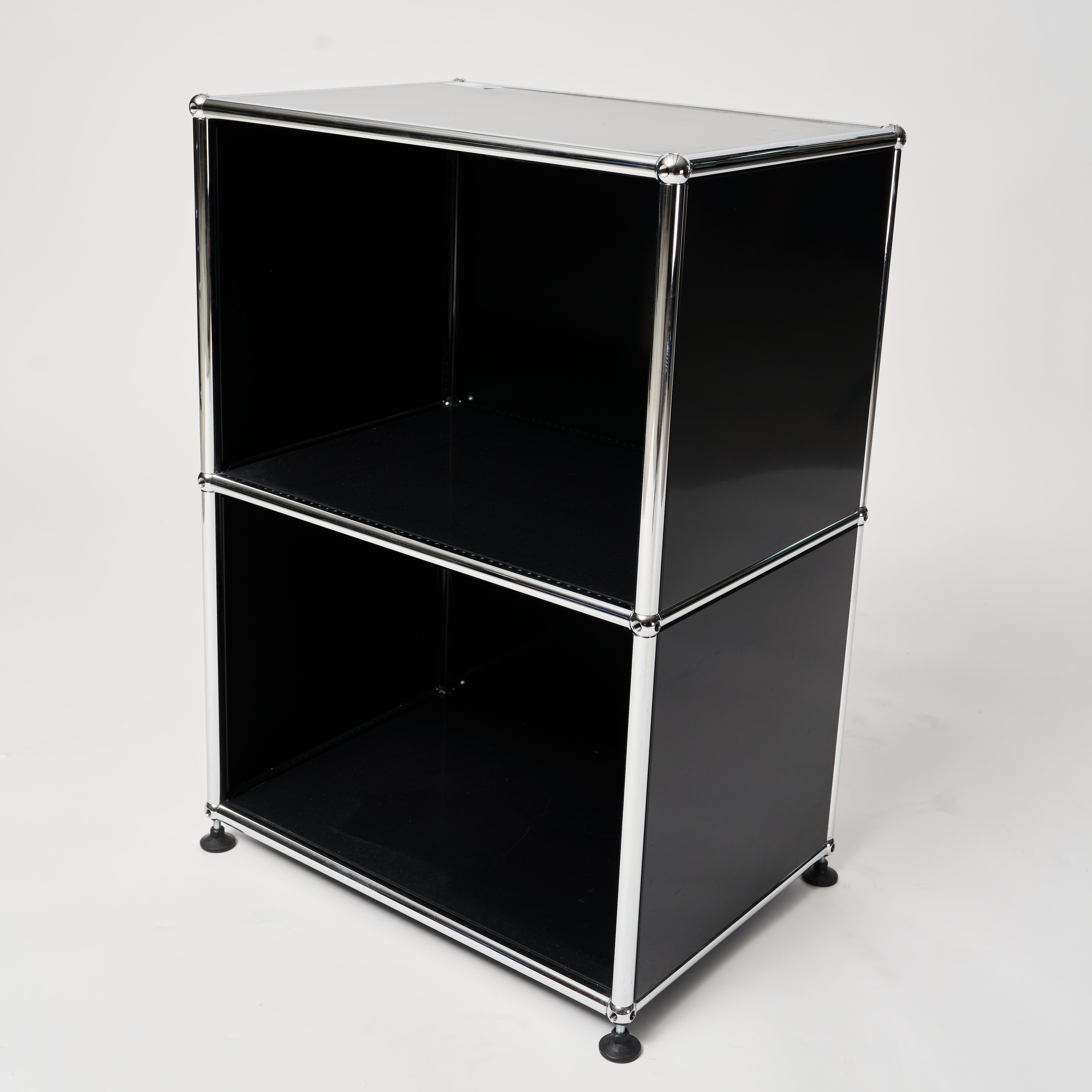 USM Sideboard 1x2 offen
