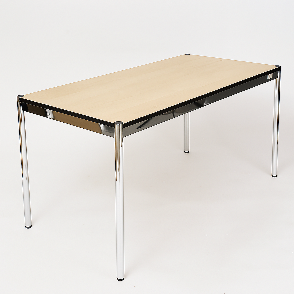 USM Haller Tisch Ahorn furniert, natur