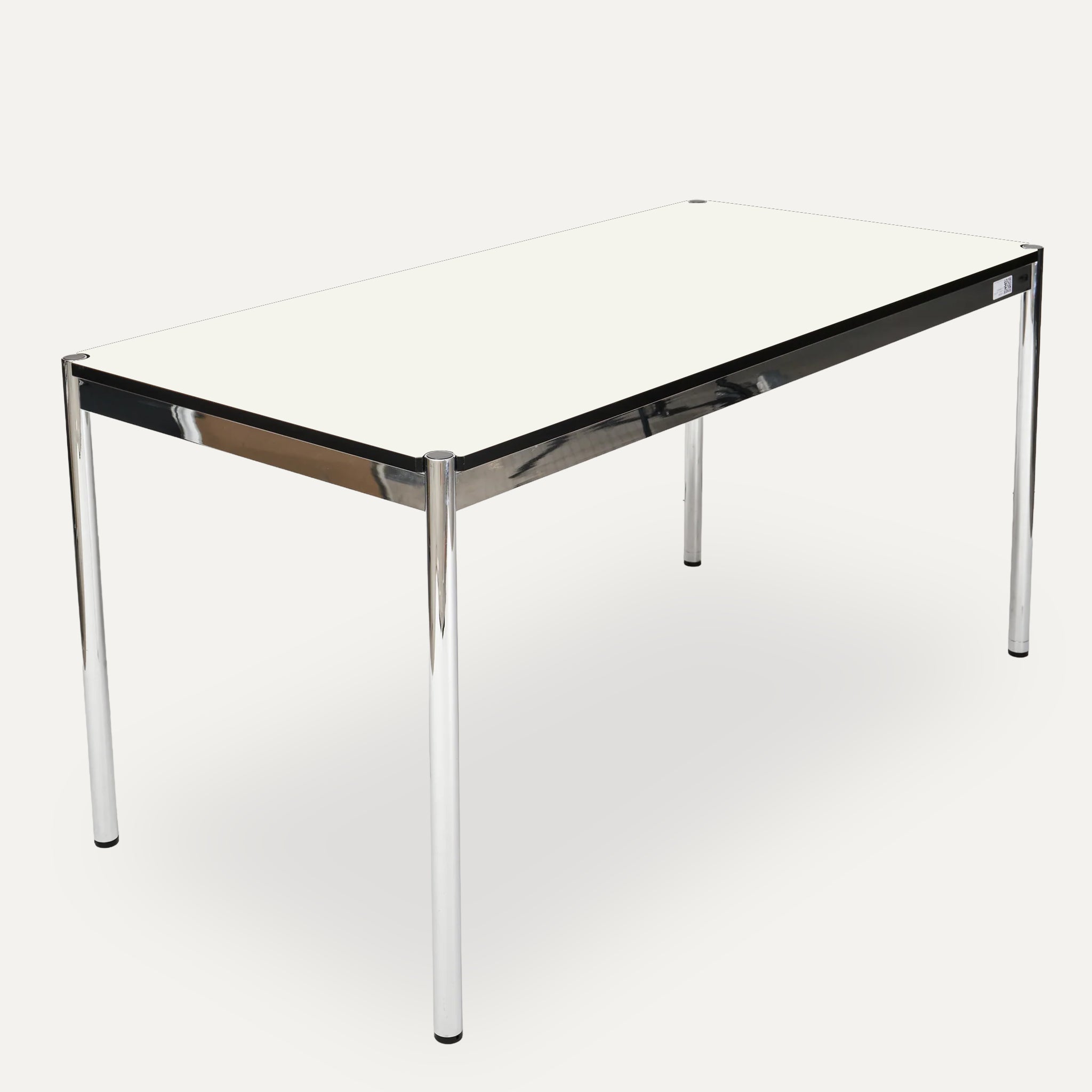 USM Haller Tisch Fenix, Bianco Kos