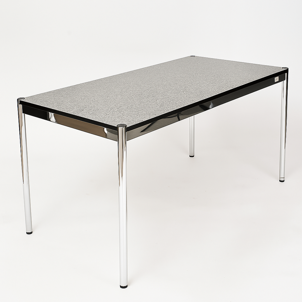 USM Haller Tisch Granit französisch