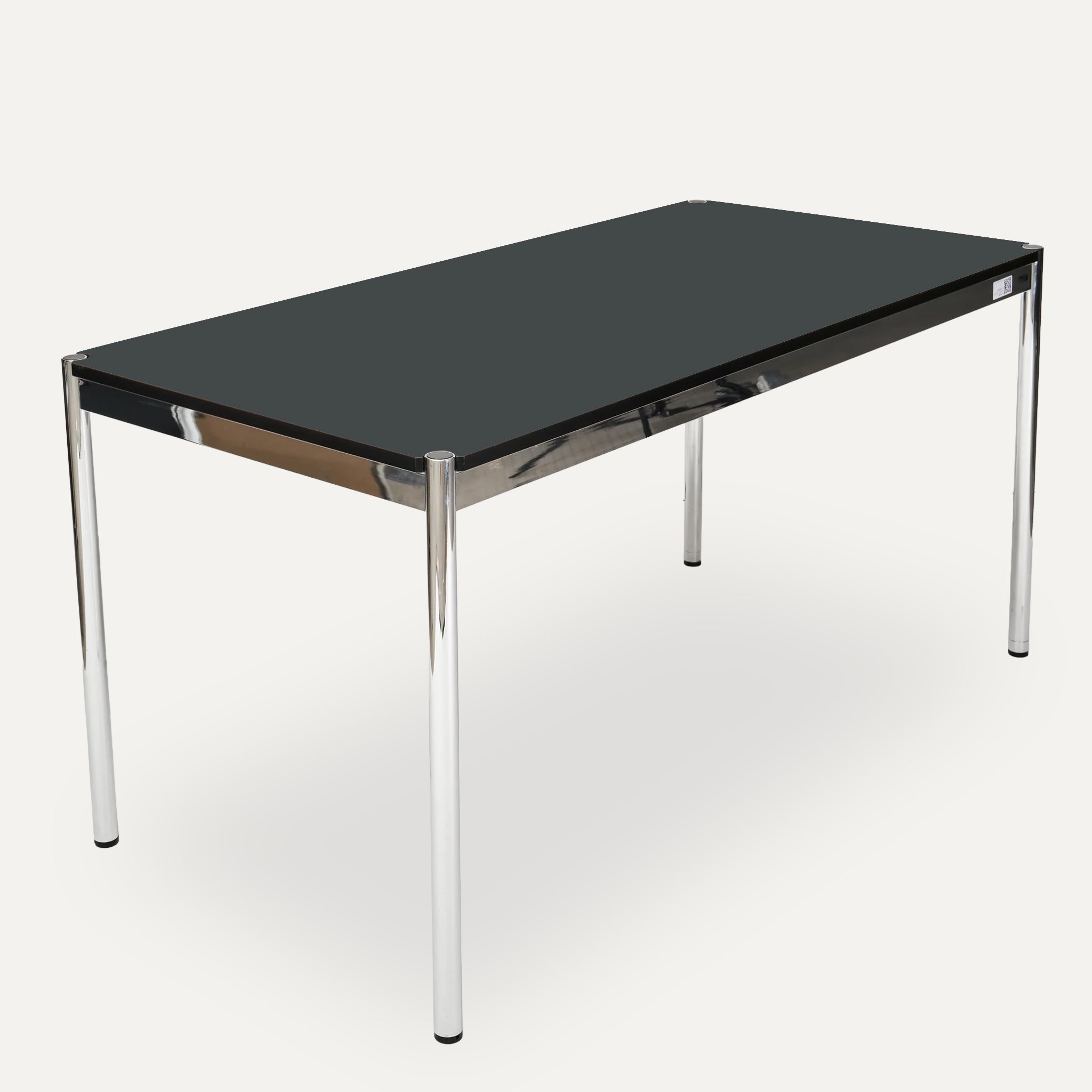 USM Haller Tisch Linoleum, Charcoal
