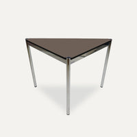 USM Haller Tisch dreieckig Linoleum Mauve