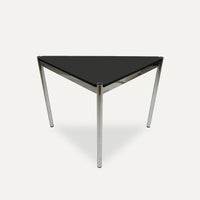 USM Haller Tisch dreieckig Linoleum, Nero